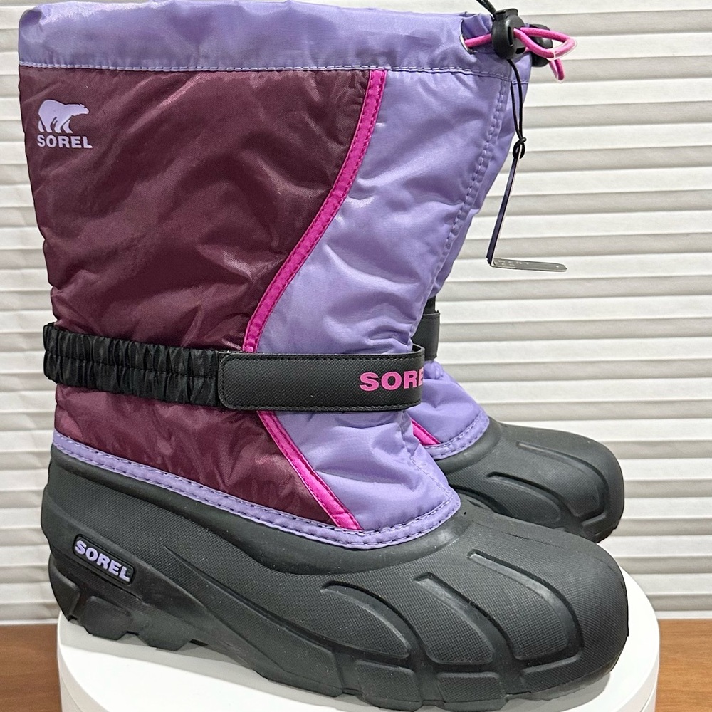 🌸SOREL🌸 Kids' Flurry Waterproof Snow Boot Size: 7 - Picture 7 of 10